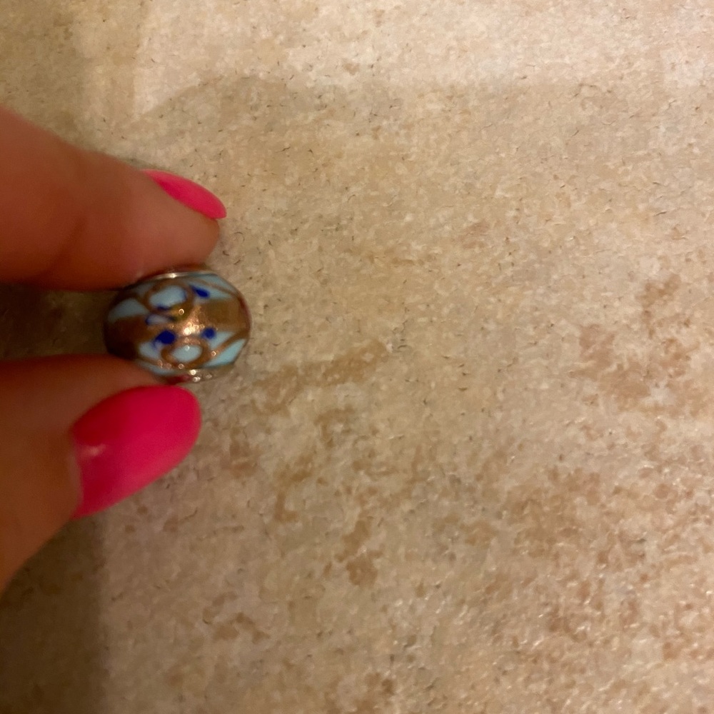 Zable Blue flower charm